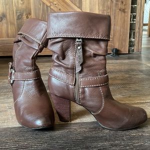 Fossil mid length heeled boots